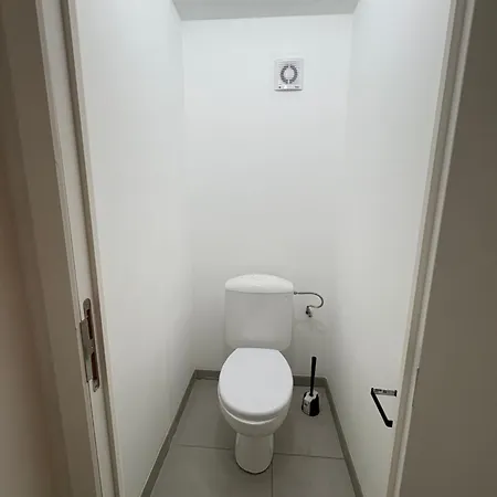 Apartment 2 Bedroom Duplex *