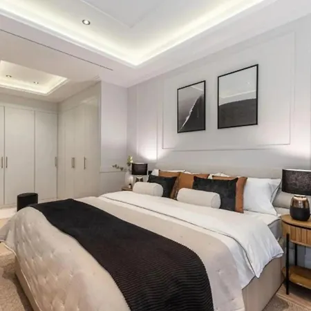 The Center - Lopider Apartment *