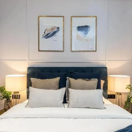 The Center - Lopider Apartment *