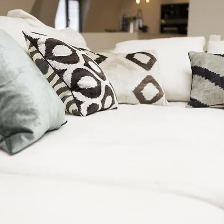 Hotel apartamentowy Triplex Penthouse In The Center