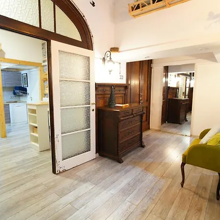 Апартаменты Magical Double Bedroom Duplex