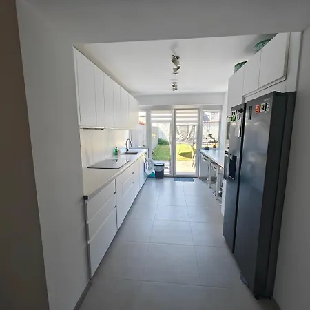 Cosy 2 Bedroom With Private Garden Διαμέρισμα Βρυξέλλες