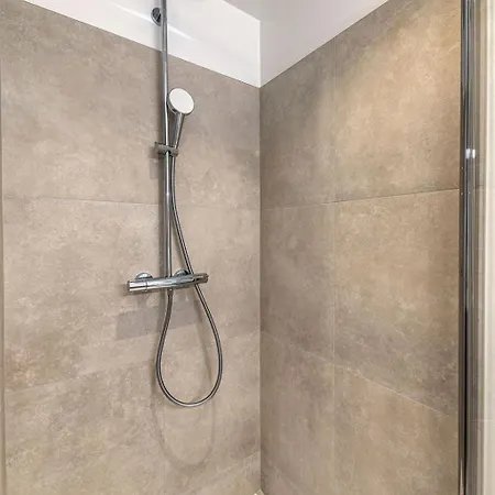 Penthouse With Private Cinema Apartment Brussels