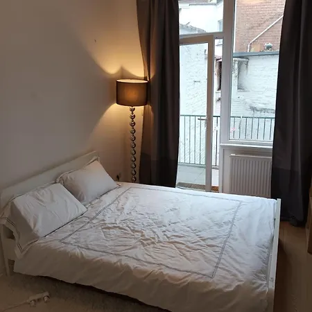 Beautiful 2 Bedroom In Place Flagey Bxl Брюссель