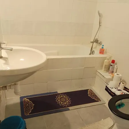 1 Confort Gare De L'ouest Bryssel