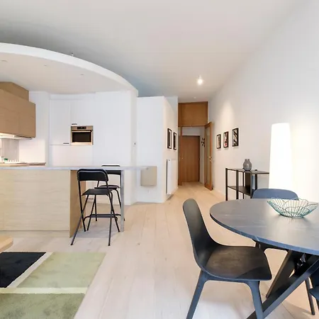 Functional Housings 2 Steps From Grand Place