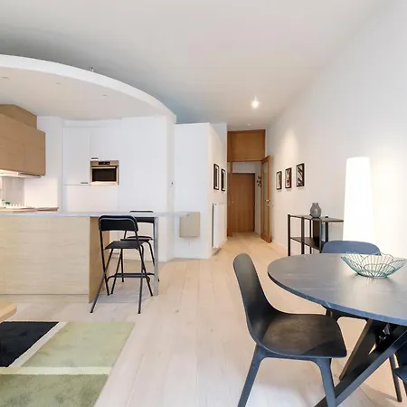 Functional Housings 2 Steps From Grand Place