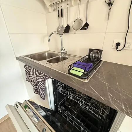 Sejour Lumineux Avec Balcon * Brussels