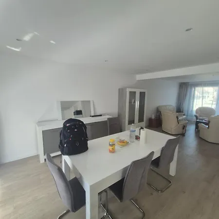 דירה Genius Buyl 2br Terrace Near Center *