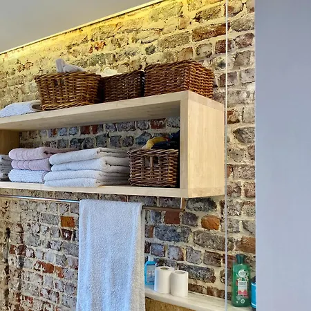 Ubytování v soukromí Calm, & Birdsong Near The Center *