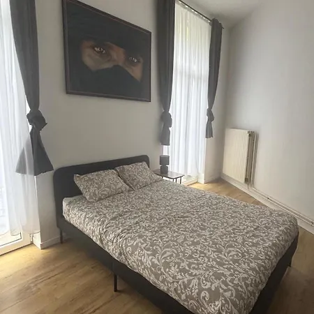 Lejlighed Lilia Bruxelles