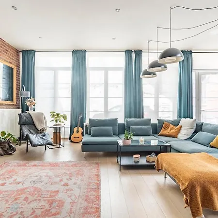 Сasa de vacaciones Beautiful Loft With Terrace - Midi Station - Flix Bruselas