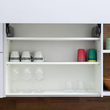 Uccle - Elegance & Modernity In A Quiet Setting 公寓 *