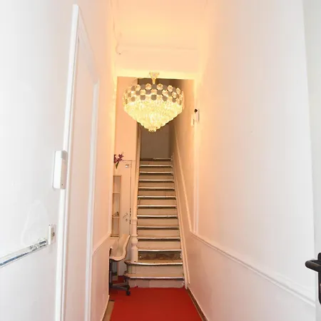 Confort Gare De L'ouest Apartamento *