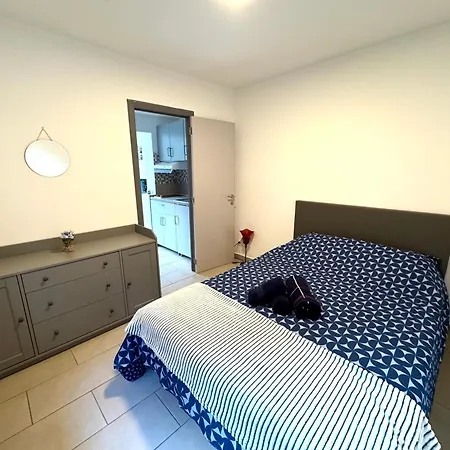 شقة Cosy A Metro Vandervelde