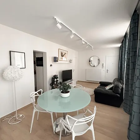 Fully Furnished And Modern Flat - Center