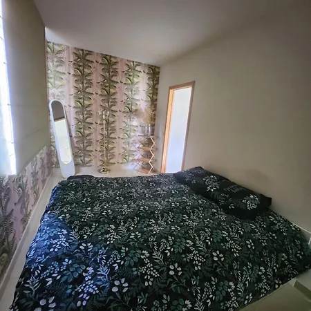 アパート Gezellig Met Balkon *