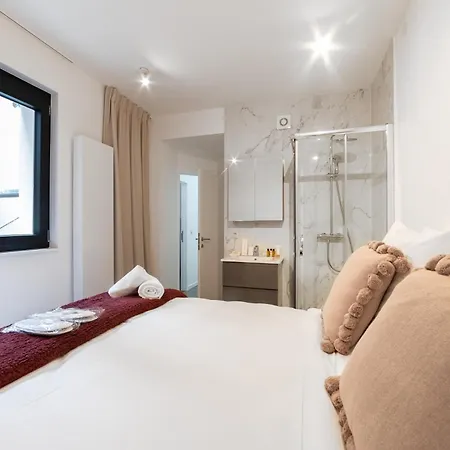 Chez Lilou Et Babette 4 2 *