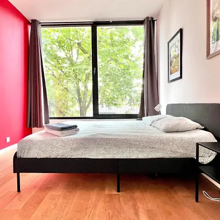 Spacious Loft Instant Favourite Up To 4 Guests Comfort & Style In Apartman Brüsszel