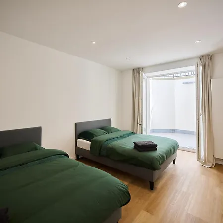 Toison D'or & Sauna *