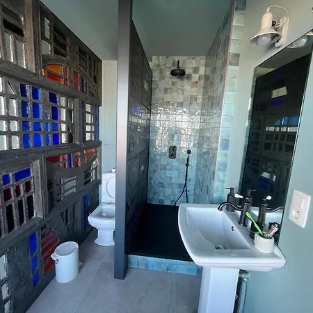 Luxurious Duplex Overlooking *
