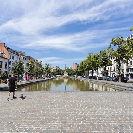 Lovely In The Heart Of Bruxelas