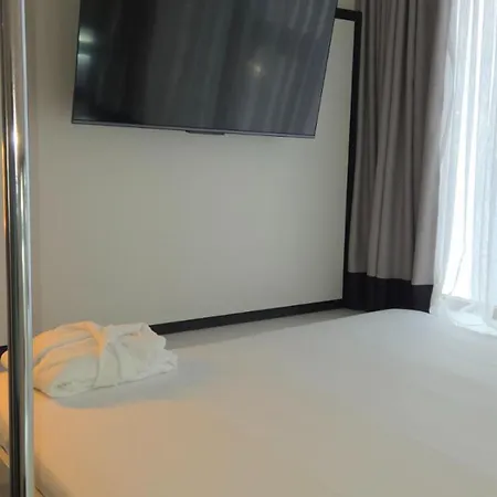 Otel Floris Arlequin Grand-place Brüksel