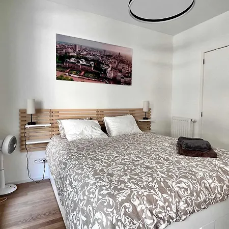 Daire Cozy 2 Min From Grand Place