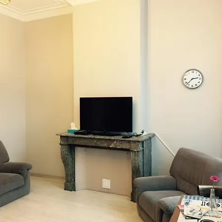 Prestige Flats * בריסל