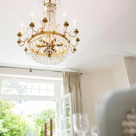 The Castle * بروكسل