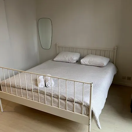 Flat Center * Brusel