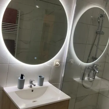 公寓 Coumbis Faye *