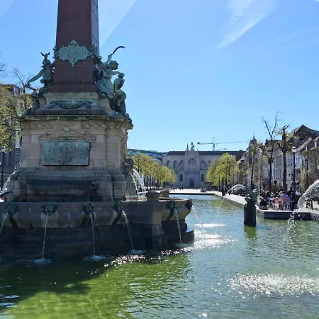 Sainte Catherine דירה *