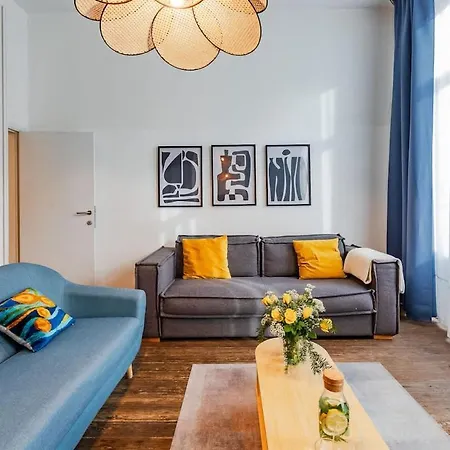 Exclusive 2br With Unesco Views