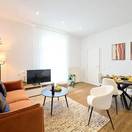Charming 2br Near Eu In Grand Place Apartman
