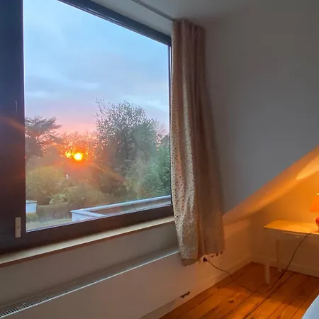Homestay szállás Confort Lit Simple, Salle De Bain Prive Proche Du Metro Veeweyde, *