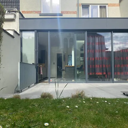 Confort Lit Simple, Salle De Bain Prive Proche Du Metro Veeweyde, Homestay szállás Brüsszel