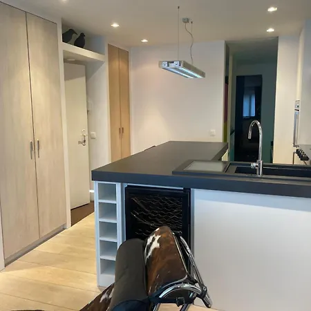 Entresol28 * Brussels