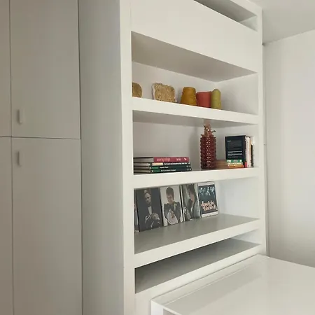 Entresol28 Apartment *