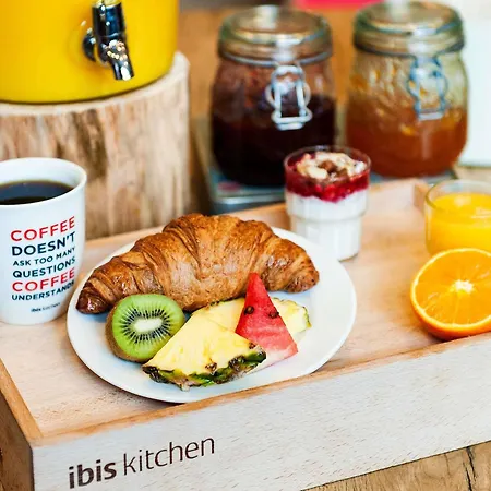 Ibis Off Grand'place Отель 3*