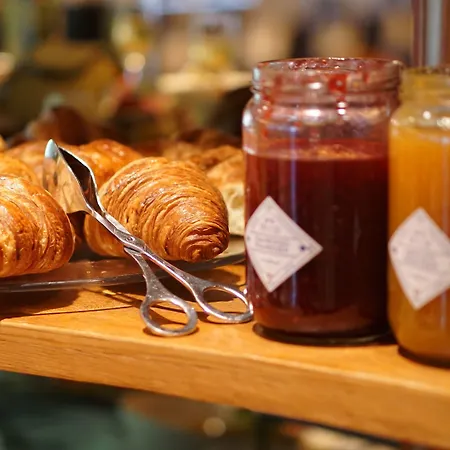 Le Chatelain 5* Брюссель