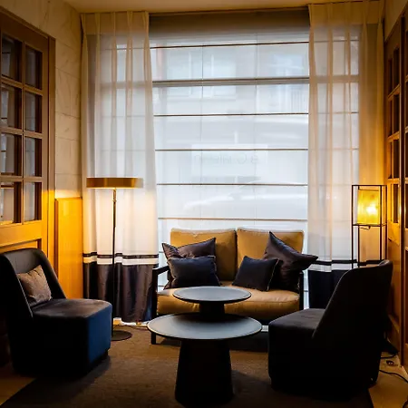 Le Chatelain Отель 5*