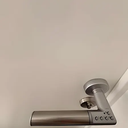 Comfortable 10 Min From Midi Station And 15 Min From Center * Брюссель