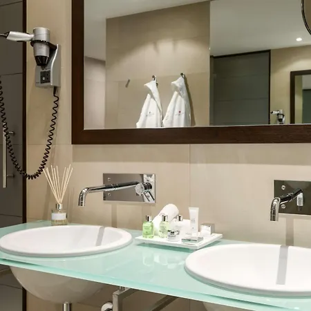 Nh Collection Centre 4*