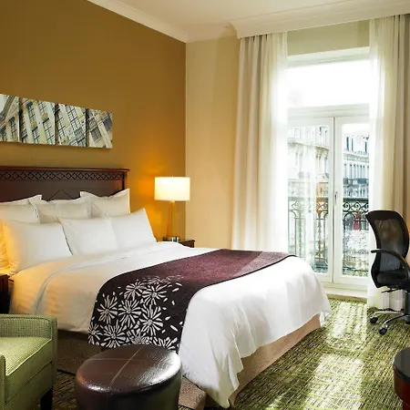 Marriott Grand Place 4*