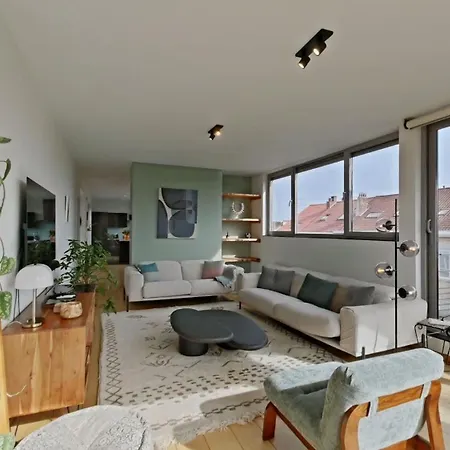 Spacious And Unique 3br With A Terrace شقة بروكسل