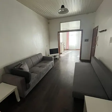 Lejlighed Midi Station *