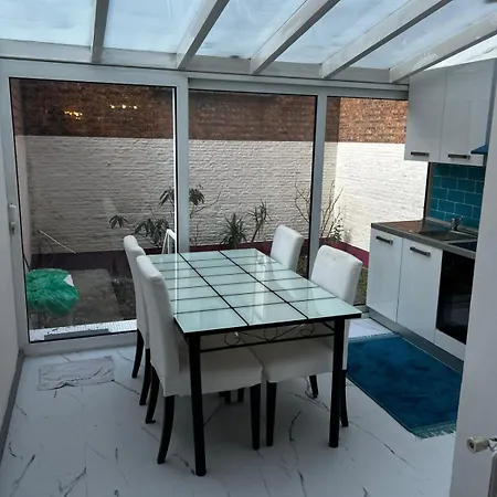 Apartment Design Avec Jardin Sur Avenue Louise 499