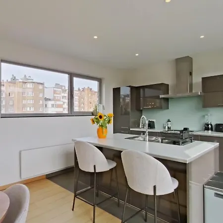 Spacious And Unique 3br With A Terrace شقة *
