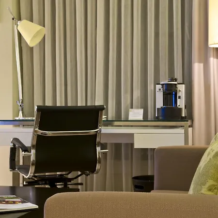 B-アパートホテル グラン プラス 4*